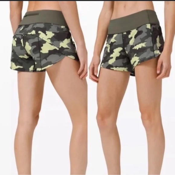 lululemon athletica Pants - Lululemon Hotty Hot Low-Rise Short 2.5"
